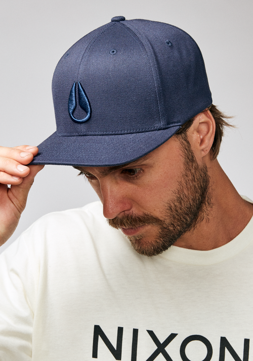 Deep Down Flexfit Athletic Fit Cap - Purpur-Marineblau