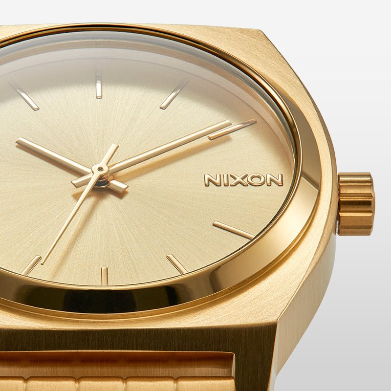 Iconic gold best-seller product image.